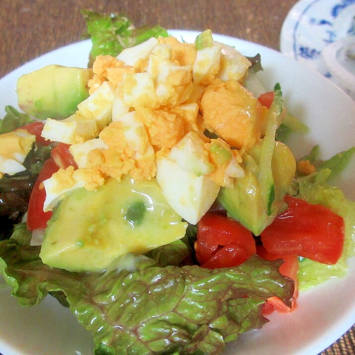 アボカド トマト ゆで卵のレタスサラダ レシピ 作り方 By Mococo05 楽天レシピ